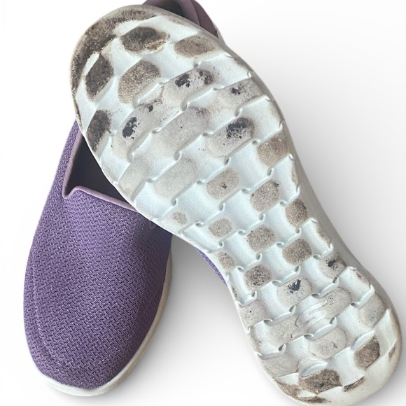 Skechers Women's Lavender Slip-On Flats - Picture 7 of 7